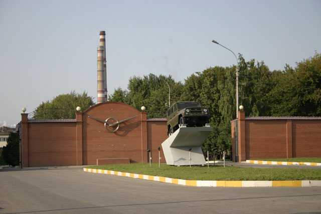 Памятник автомобилю «УАЗ»